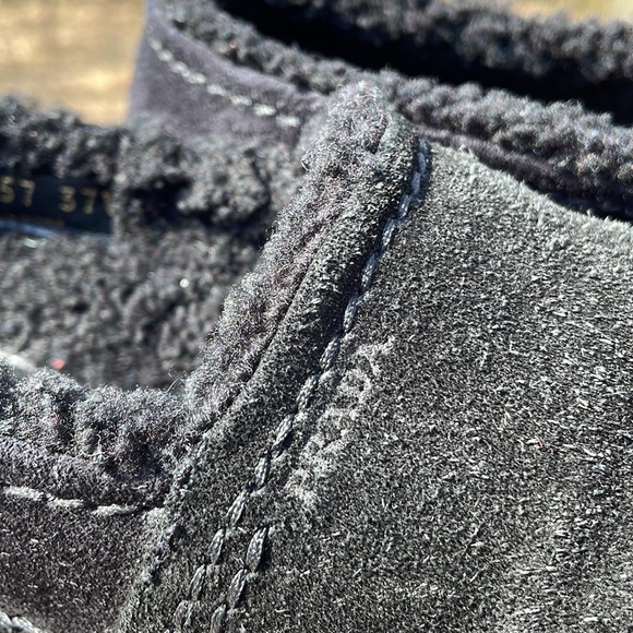 Prada shoes - Picture 3 of 7